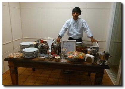 Imagem: Buffet de Crepes Rio de Janeiro - Mesa do crepe montada, seus convidados podem se servir